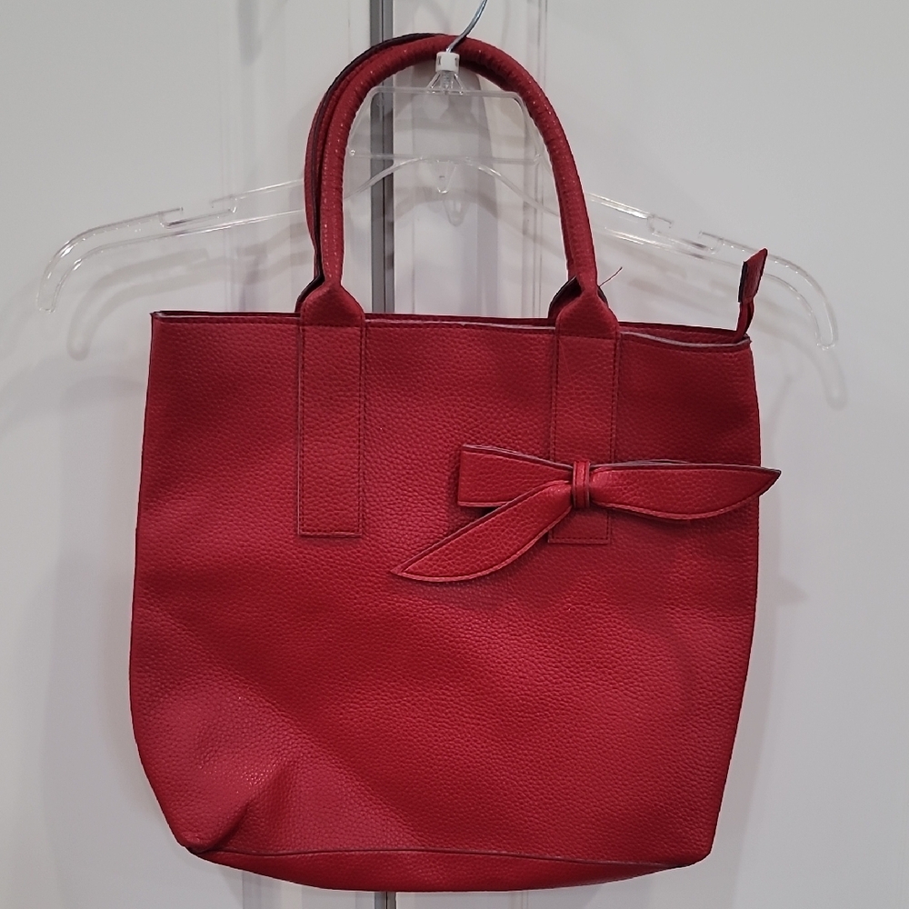 Chic Red Leather Tote with Bow Detail